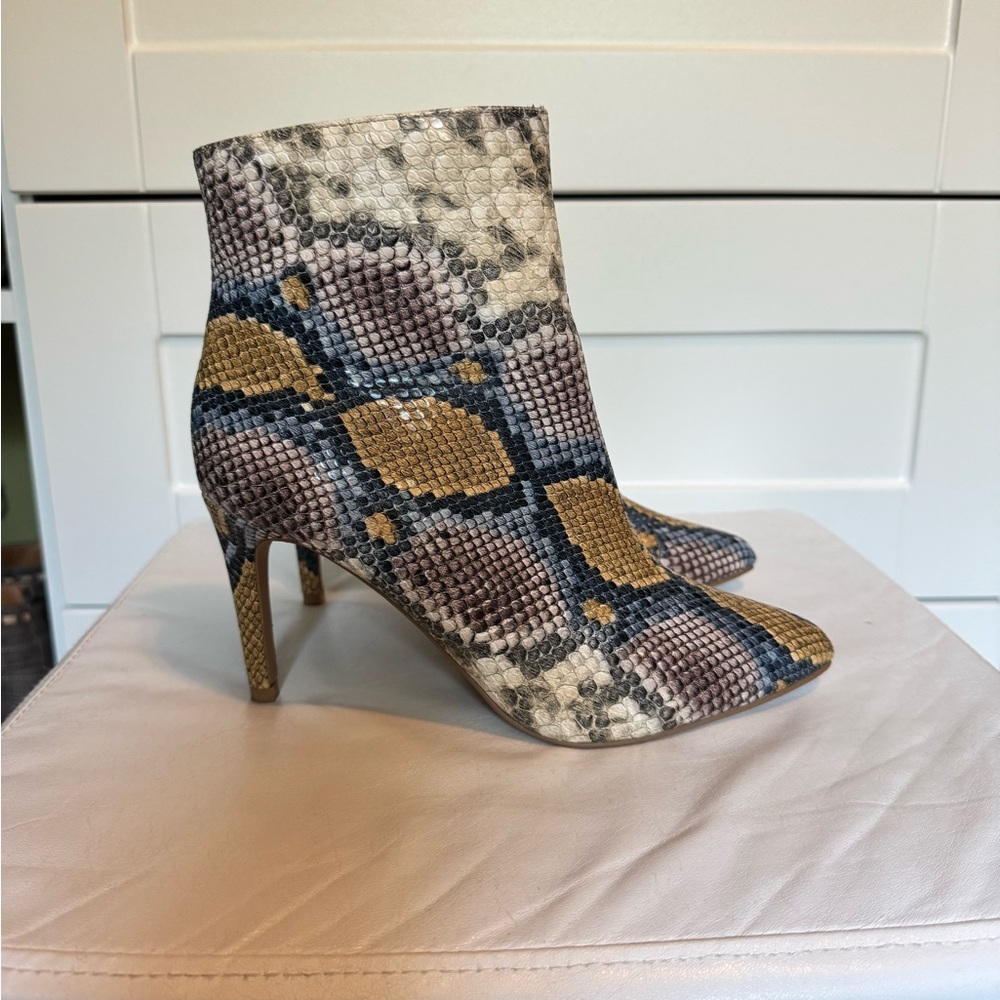 Express Multicolor Snakeskin Heeled Boots